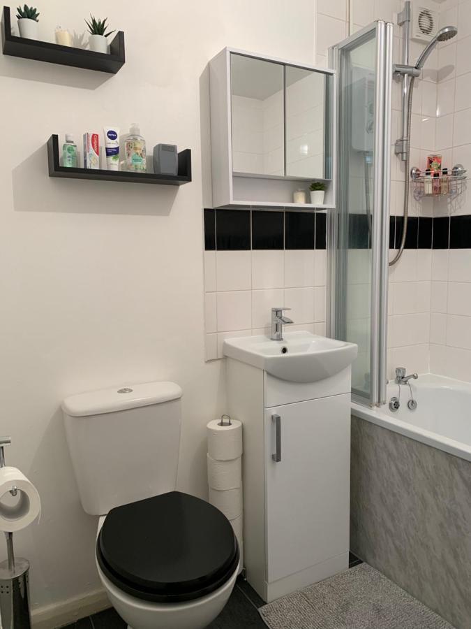 Modern Cosy Warm Home With Free Parking Chelmsford Luaran gambar